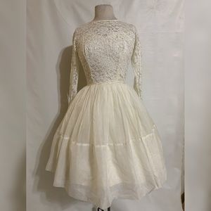 Vintage 1950s Party / Wedding Dress